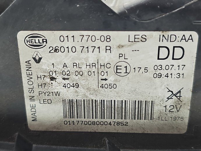 Far dreapta Renault Kadjar [Fabr 2015-prezent] SUV 260107171R