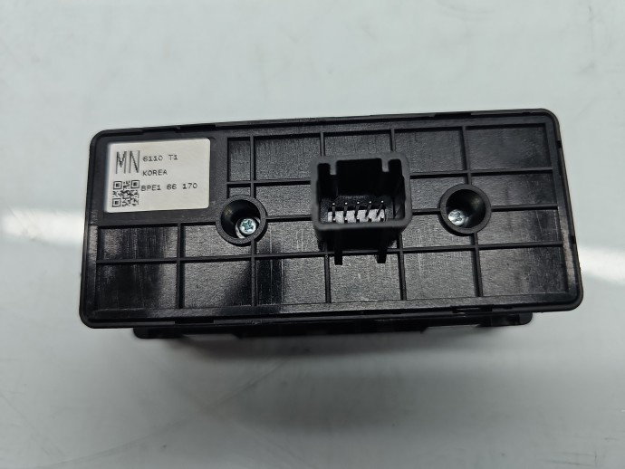 Butoane comenzi consola centrala Mazda 6 (GJ1) [Fabr 2014-2021] BPE1-66-170