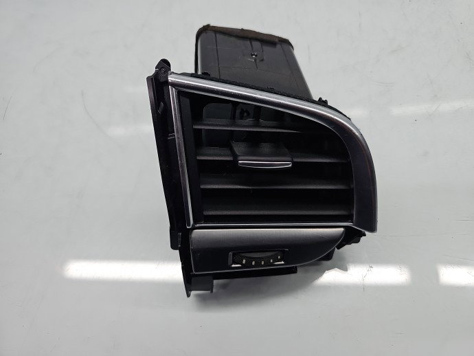 Grila aerisire dreapta Mazda 6 (GJ1) [Fabr 2014-2021] OEM