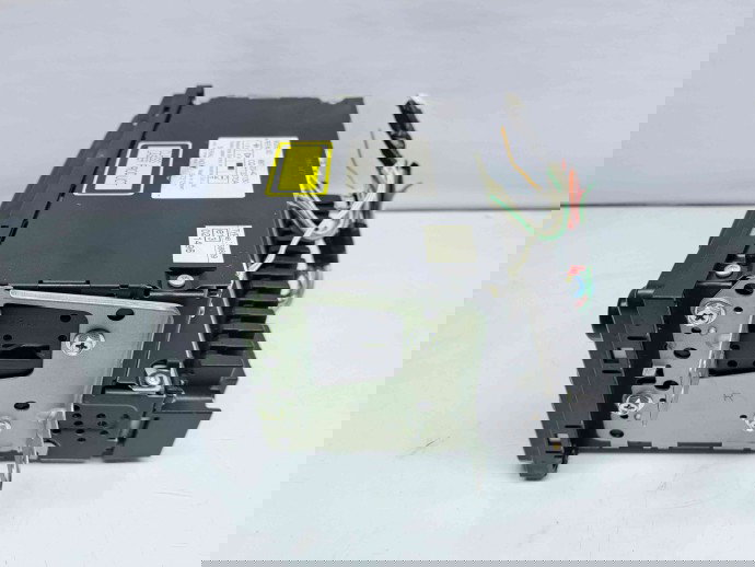  Radio CD Toyota Rav 4 II (CLA2, XA2, ZCA2, ACA2) [Fabr 2000-2006] 86120-42130