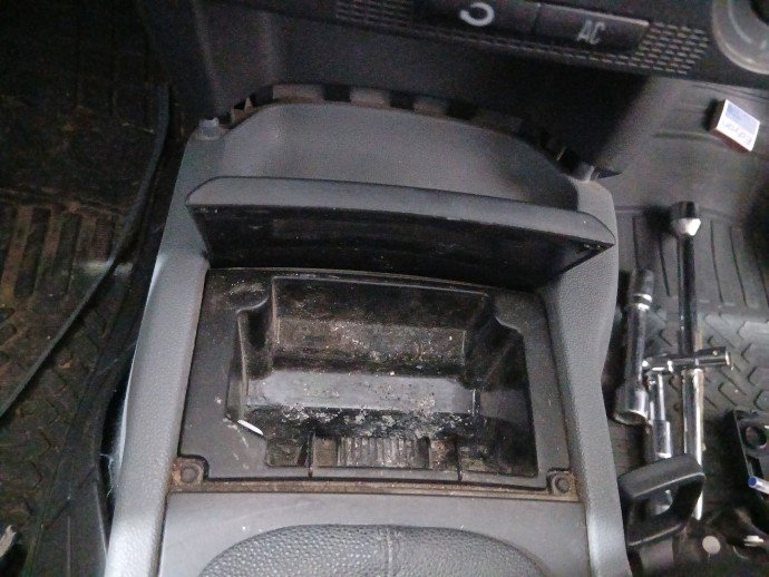 Scrumiera Skoda Fabia 1 (6Y2) [Fabr 1999-2008] OEM
