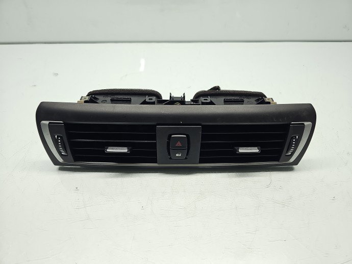 Grila aerisire centrala Bmw 1 (F20) [Fabr 2011-2017] 9317944-04