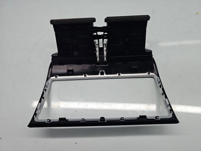Grila aerisire centrala Jaguar XE (X760) [Fabr 2016-2025] GX73-014L21-BF