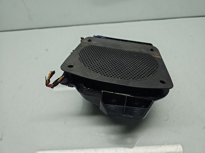 Subwoofer Bmw 1 (F20) [Fabr 2011-2017] OEM