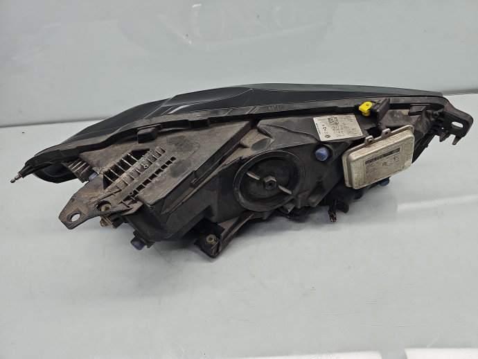 Far stanga Jaguar XE (X760) [Fabr 2016-2025] Sedan GX73-13W030-DF