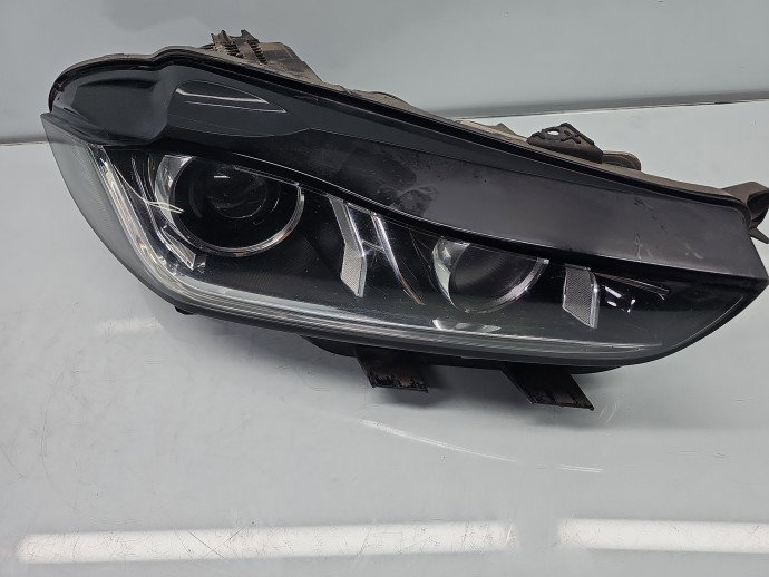 Far dreapta Jaguar XE (X760) [Fabr 2016-2025] Sedan GX73-13W029-DG