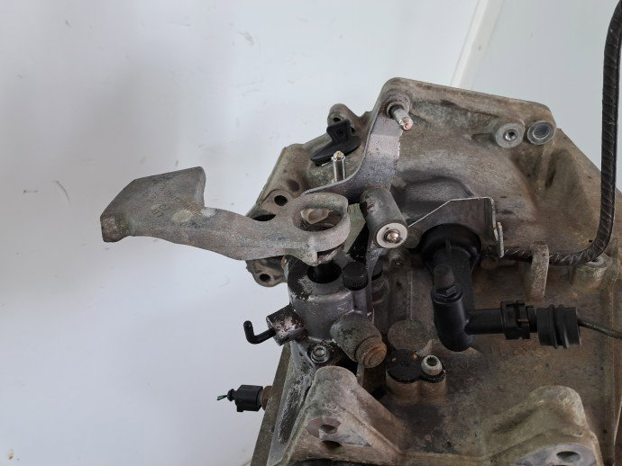 Cutie viteze manuala 5 trepte Seat Toledo 3 (5P2) [Fabr 2004-2011] 1.6 Benz BGU GVY 75KW / 101CP