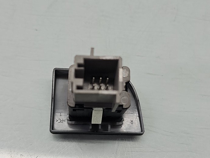 Buton park assist Volkswagen Passat CC (358) [Fabr 2012-2016] 5M2927123