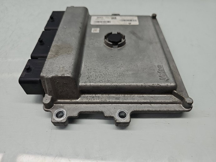 Calculator motor ECU Renault Captur (J87) [Fabr 2013-2017] 237105499R 0.9 Benz H4B 66KW / 90CP
