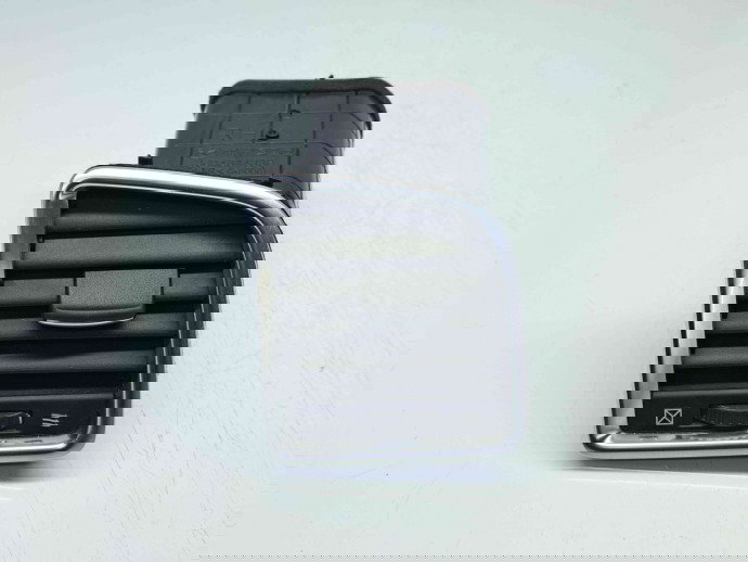  Grila aerisire dreapta MAZDA 6 (GJ1) [Fabr 2014-2021] KD4564730