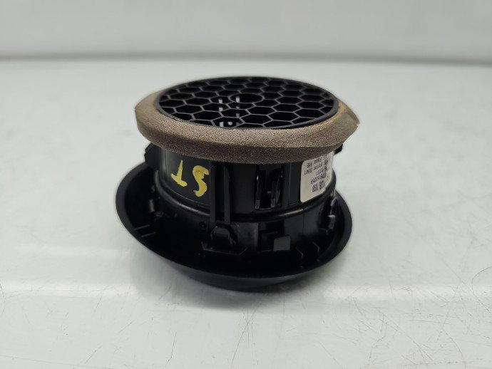 Grila aerisire stanga Renault Captur (J87) [Fabr 2013-2017] 687606325R