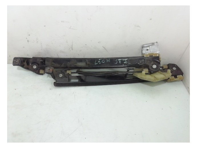 Macara geam stanga fata Seat Leon 1.6 benz OEM 2005-2011