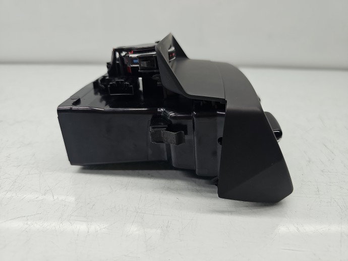 Grila aerisire spate AUDI A3 (8YF) [Fabr 2020-2026] 8Y0819203D