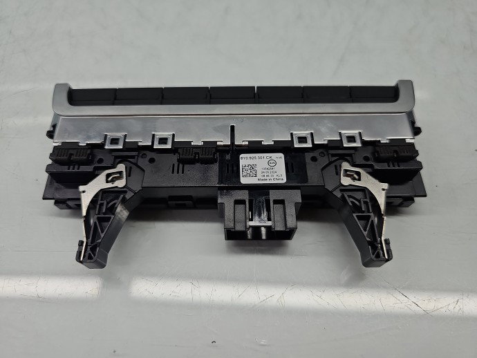 Butoane comenzi consola centrala AUDI A3 (8YF) [Fabr 2020-2026] 8Y0925301CK