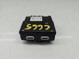 Conector auxiliar USB AUDI A3 (8YF) [Fabr 2020-2026] 3G5035954A