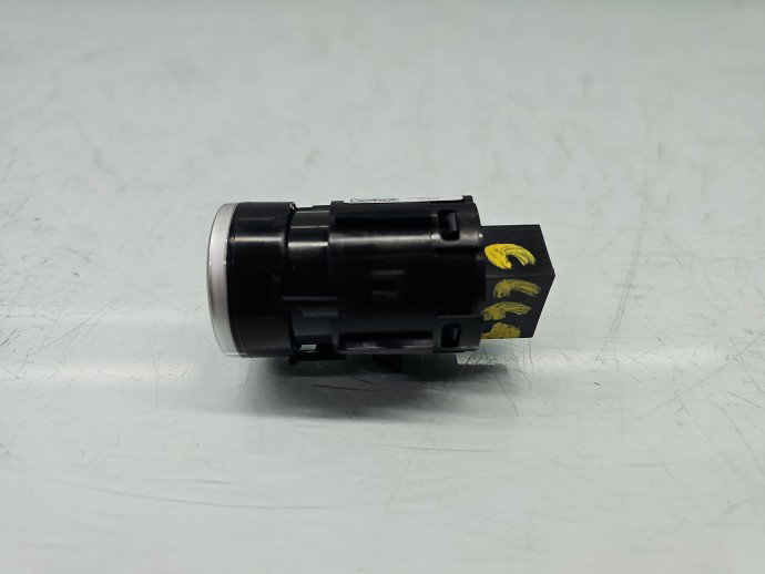 Buton START/STOP AUDI A3 (8YF) [Fabr 2020-2026] 83A905217