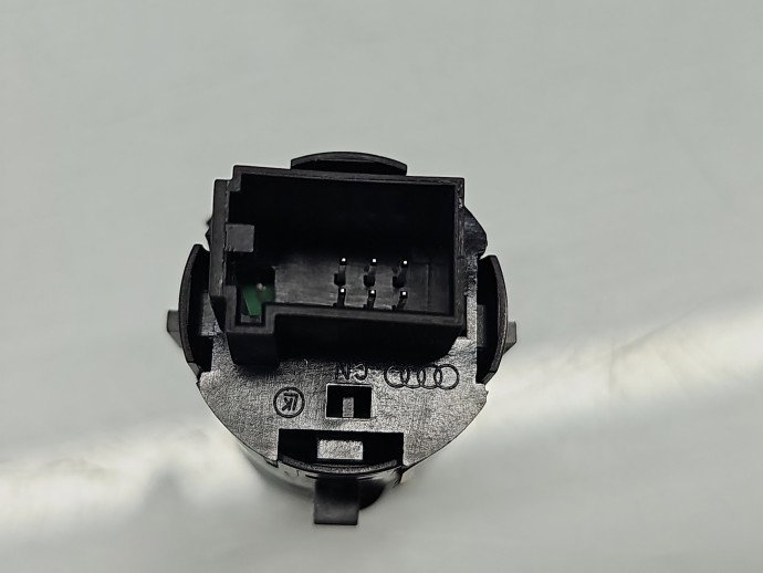 Buton START/STOP AUDI A3 (8YF) [Fabr 2020-2026] 83A905217