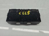 Conector auxiliar USB AUDI A3 (8YF) [Fabr 2020-2026] 8Y0035736