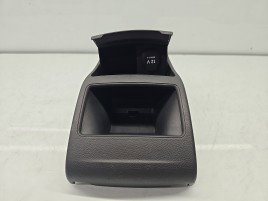 Scrumiera Mercedes Clasa GLA (X156) [Fabr 2013-prezent] A1766801050