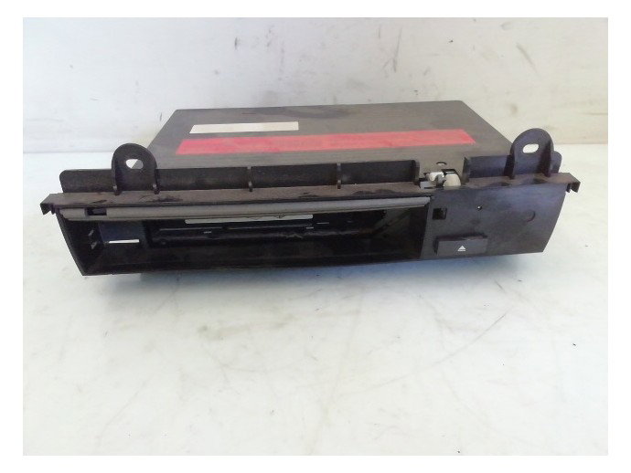 Magazine CD BMW Seria 7 E65 4.4 benz 65126923547 2003-2008