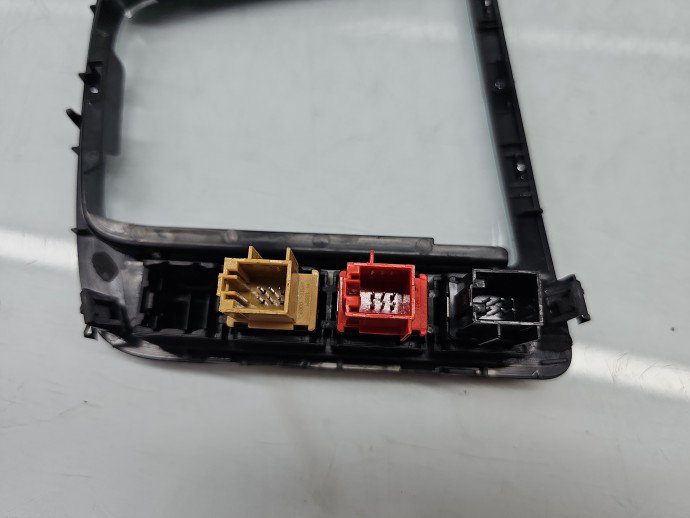 Butoane comenzi consola centrala AUDI A4 (8K2, B8) [Fabr 2008-2015] 3T0863212B