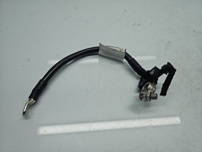 Borna baterie (-) AUDI A4 (8K2, B8) [Fabr 2008-2015] 8X0915181