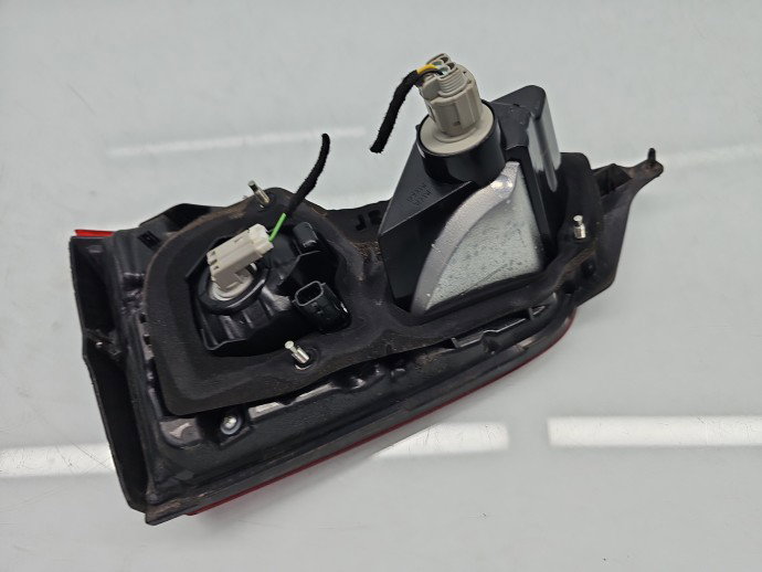 Stop haion dreapta Nissan Qashqai (2) [Fabr 2013-2017] SUV 26550-4EA5D