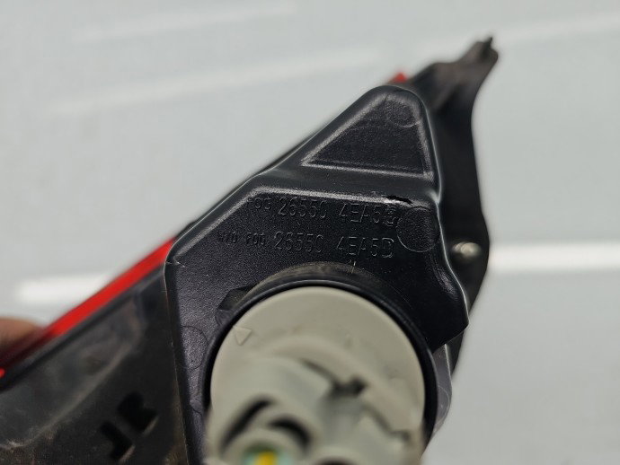 Stop haion dreapta Nissan Qashqai (2) [Fabr 2013-2017] SUV 26550-4EA5D