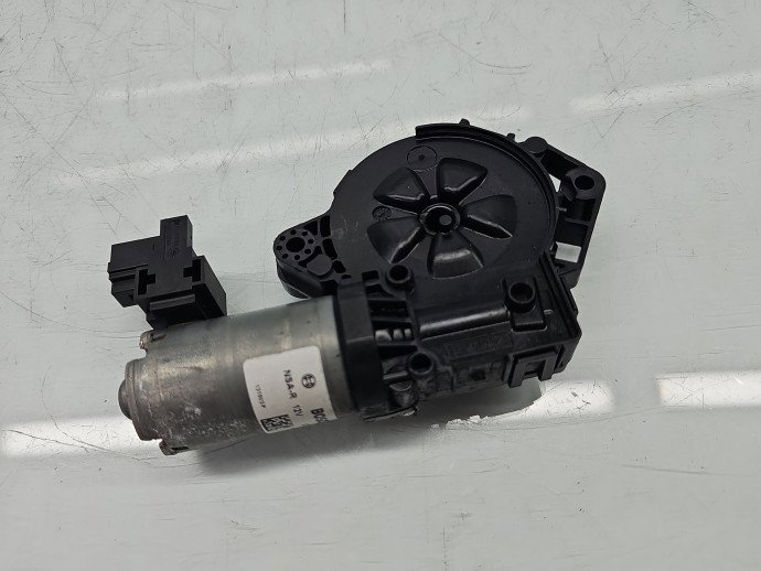 Motoras trapa Mercedes Clasa A (W176) [Fabr 2012-2018] Sedan AMG 0390200101