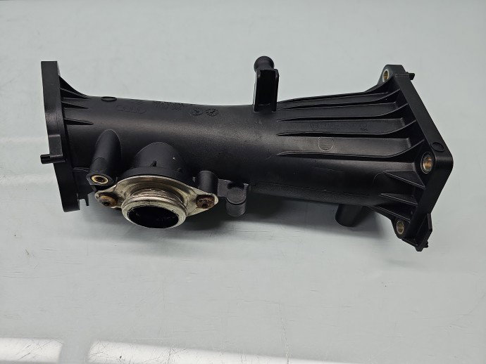 Tub admisie aer AUDI A8 (4H) [Fabr 2010-2017] 059145762AB 3.0 TDI CDTA 184KW / 250CP