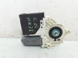 Motor macara geam dreapta fata Seat Leon 1.6 benz 1K0959793H 2005-2011