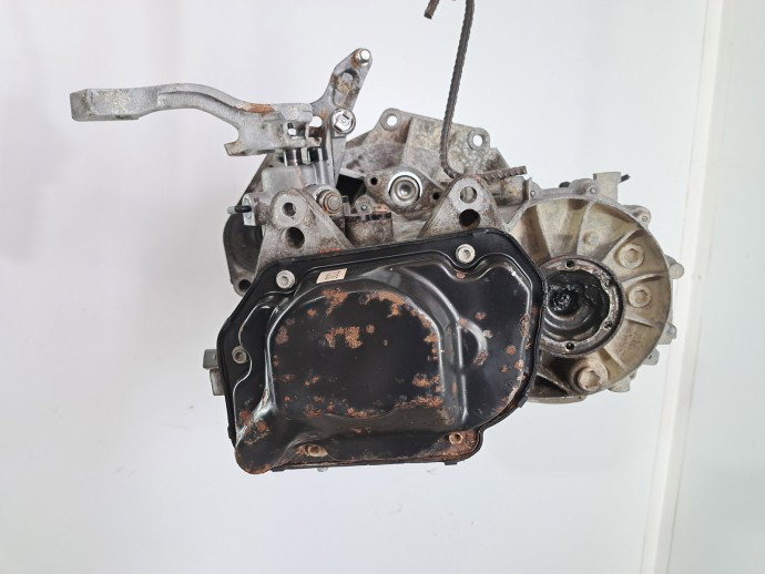 Cutie viteze manuala 5 trepte Volkswagen Polo (9N) [Fabr 2001-2008] 1.4 Benz AUA FCU 55KW / 75CP