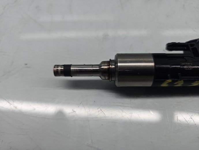 Injector Bmw 4 (F32) [Fabr 2013-2021] 7639990 2.0 B48A20M0 141KW / 192CP