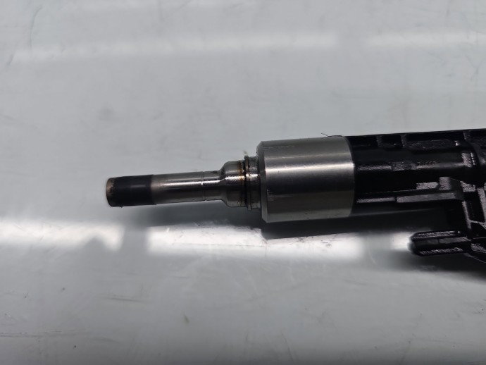 Injector Bmw 4 (F32) [Fabr 2013-2021] 7639990 2.0 B48A20M0 141KW / 192CP