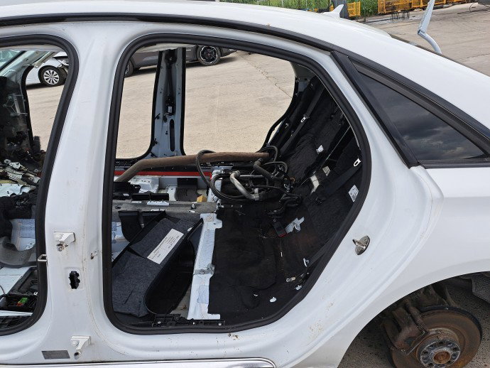 Cheder usa stanga spate AUDI A8 (4H) [Fabr 2010-2017] Berlina Sport OEM