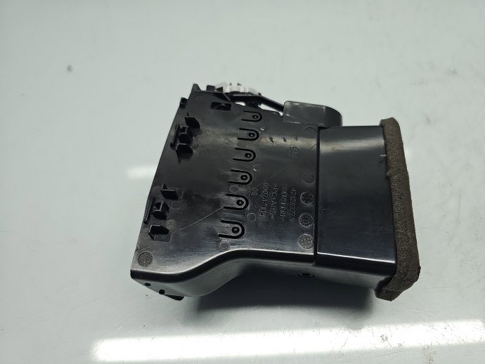 Grila aerisire dreapta Opel Astra K [Fabr 2015-2022] 39079604