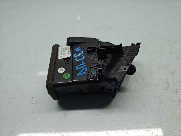 Grila aerisire centrala dreapta Opel Astra K [Fabr 2015-2022] 39079608