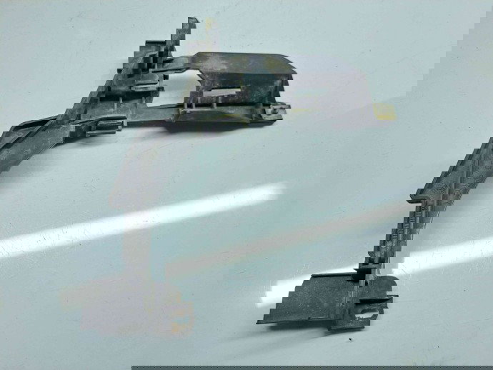 Suport far stanga Bmw 3 (E46) [Fabr 1998-2005] 1301073022