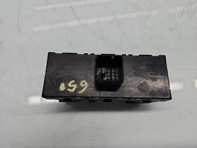 Butoane comanda geamuri sofer Volkswagen Tiguan (5N) [Fabr 2007-2016] 1K4959857B