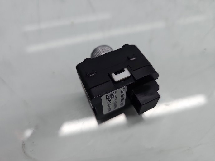 Buton reglaj oglinzi AUDI A3 (8YF) [Fabr 2020-2026] 4M0959565T