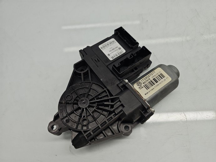 Motoras geam dreapta fata Volkswagen Touran (1T3) [Fabr 2010-2015] 1T0959701T