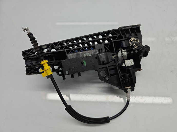 Maner usa dreapta fata AUDI A4 (8K2, B8) [Fabr 2008-2015] Break S-line LX5V
