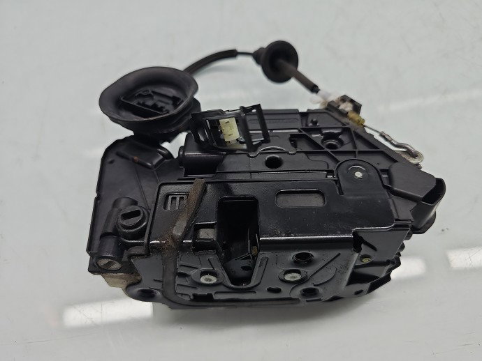 Broasca usa stanga fata Volkswagen Golf 6 (5K1) [Fabr 2009-2013] Hatchback 5K4839015M