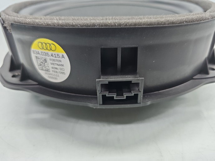 Boxa stanga fata AUDI A3 (8YF) [Fabr 2020-2026] 83A035415A