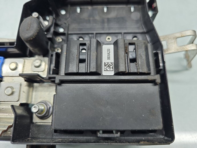 Borna baterie (+) Dacia Duster 2 [Fabr 2017-2023] 241148233R