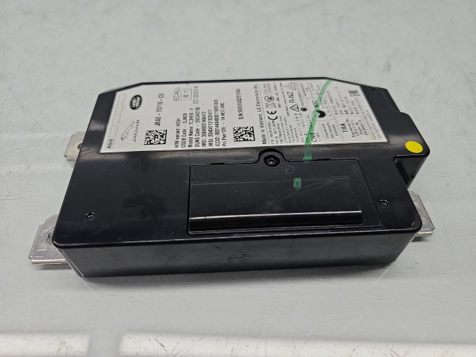 Modul confort LAND ROVER Range Rover Velar (L560) [Fabr 2019-2025] J8A2-70718-CV
