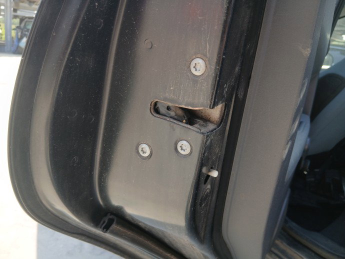Broasca usa stanga spate MITSUBISHI Colt [Fabr 2002-2013] OEM