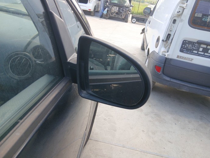 Oglinda dreapta MITSUBISHI Colt [Fabr 2002-2013] NEGRU
