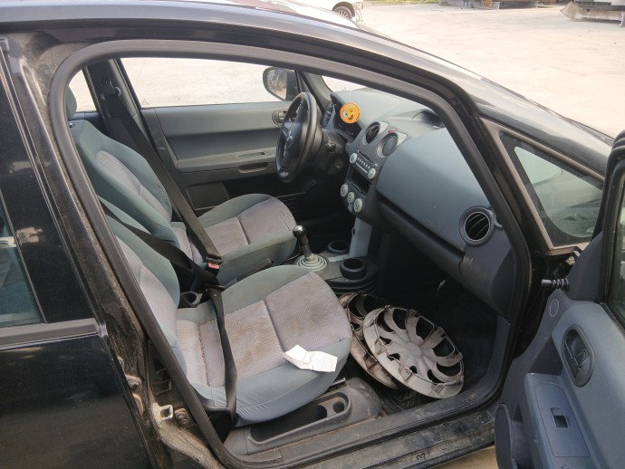 Cheder usa dreapta fata MITSUBISHI Colt [Fabr 2002-2013] OEM
