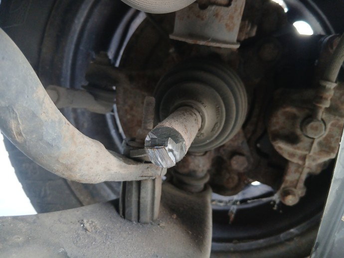 Fuzeta fata stanga MITSUBISHI Colt [Fabr 2002-2013]1.3 Benz 135930 70KW / 95CP